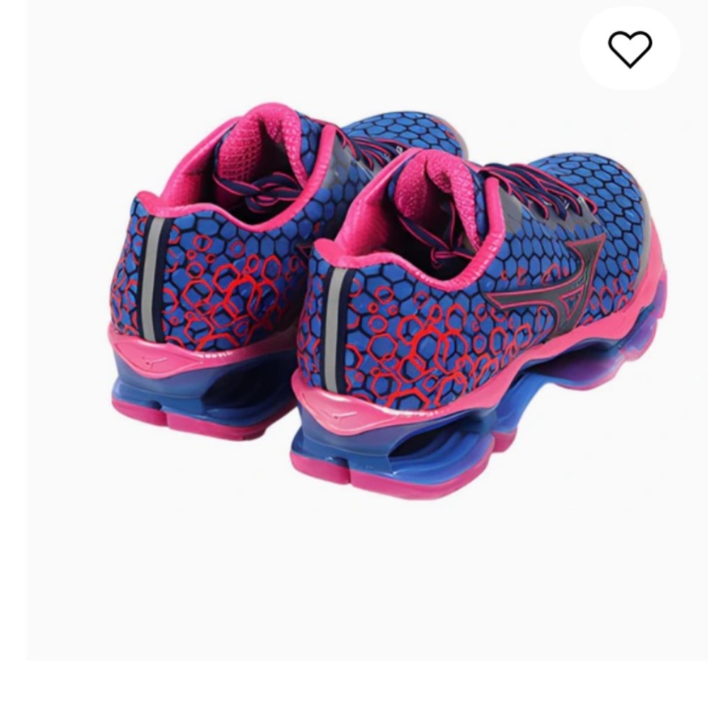 Mizuno Wave Prophecy 3. Blue and Pink Cross trainers. Cool Dynamic Design ! - Picture 11 of 13